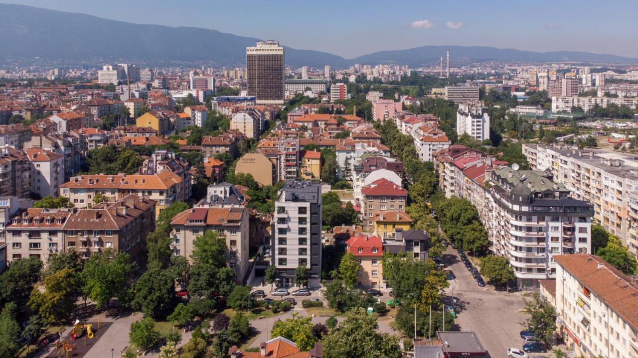 Modern And Spacious Apartments In The City Centre Szófia Kültér fotó